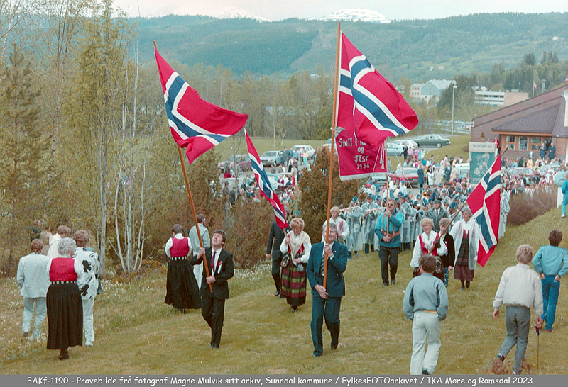 Gratulerer med dagen!